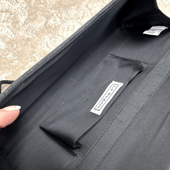 La Regale Black Metallic Shimmer Gathered Satin Clutch Formal Evening Bag - Picture 12 of 15